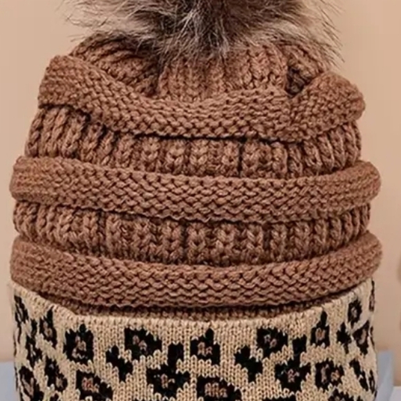 New! Leopard Print Fur Ball Cap - BTQ - Picture 4 of 6